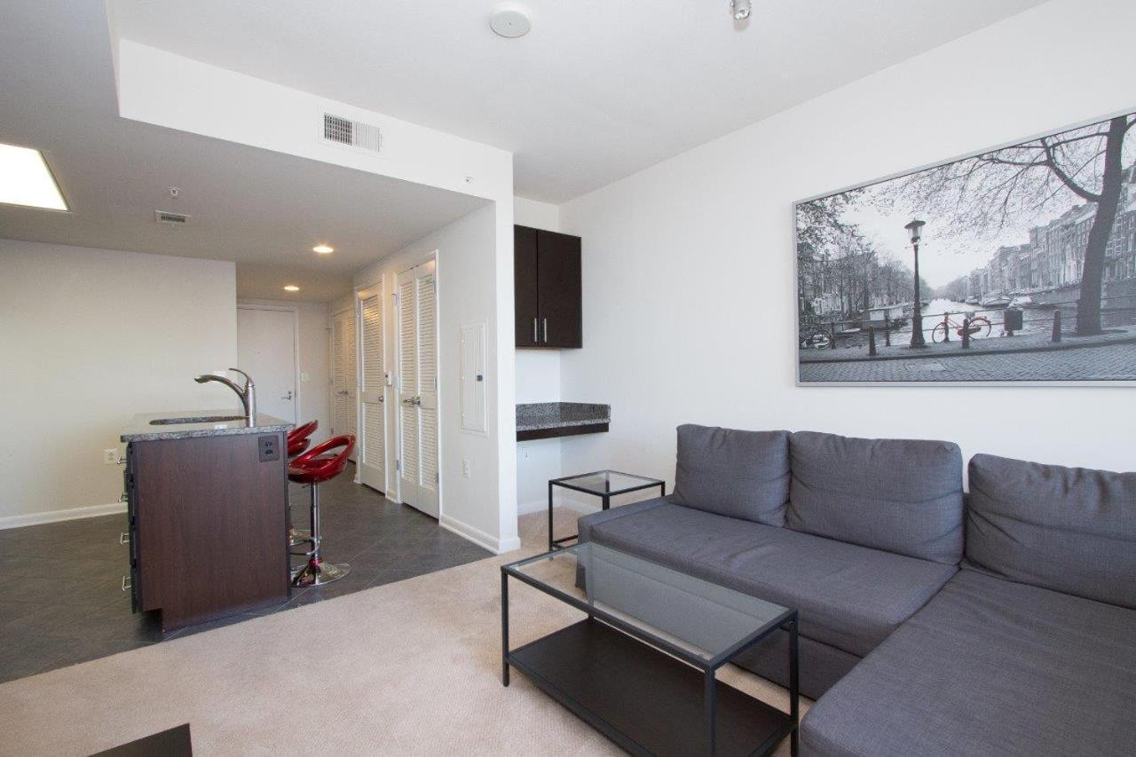 Pentagon Luxe Apartments Arlington Exteriér fotografie