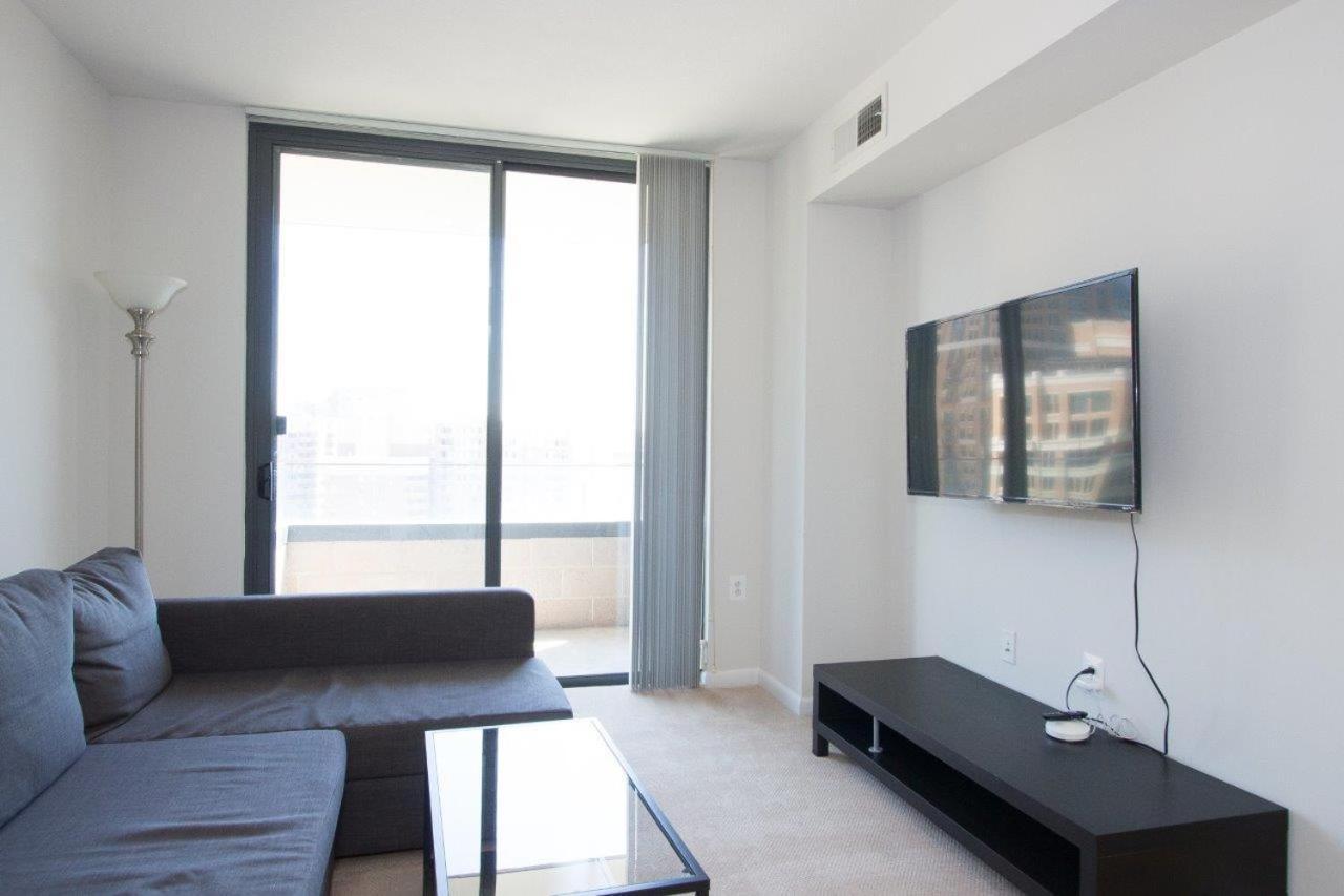 Pentagon Luxe Apartments Arlington Exteriér fotografie